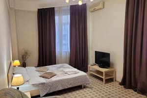 Квартира Home Hotel ул. Крещатик, 27. Апартаменты 4-местный Двухкомнатная квартира, ул. Крещатик, 27 4