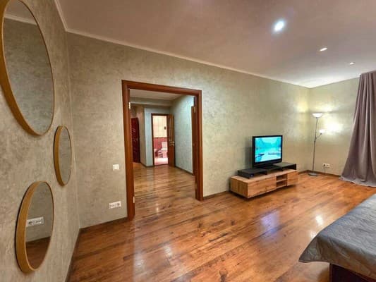 однокомнатная, ул. Левка Лукьяненко, 13А 6